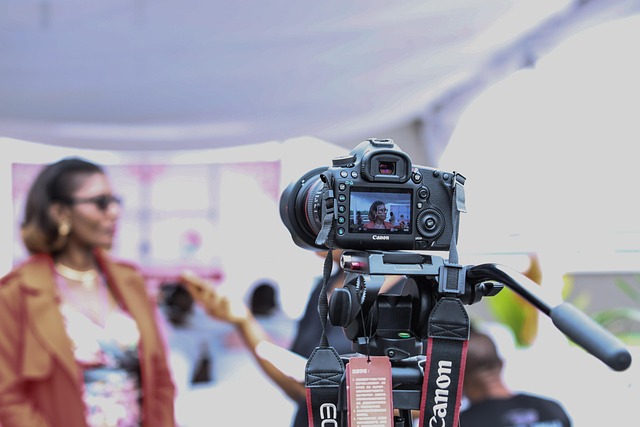 Monteur vidéo à Lyon : comment choisir le bon professionnel pour vos projets en 2025 ?