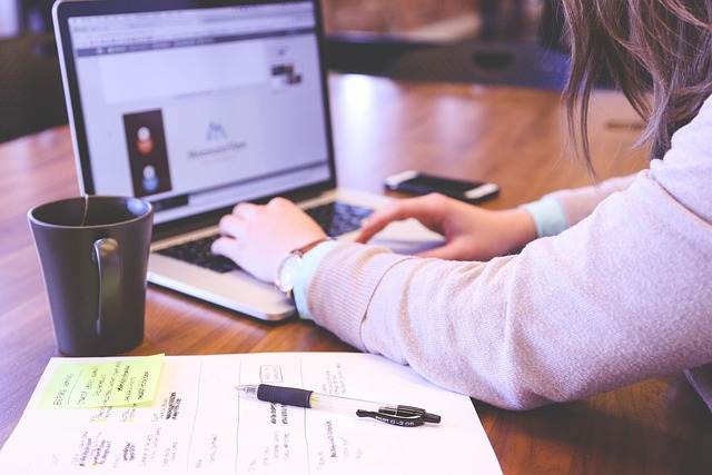 Comment réussir sa stratégie de field marketing en 2025 ?